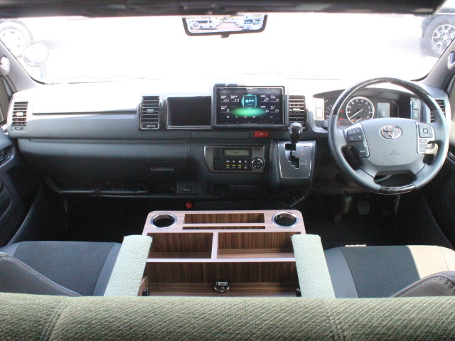 キャンピングカーバンコン