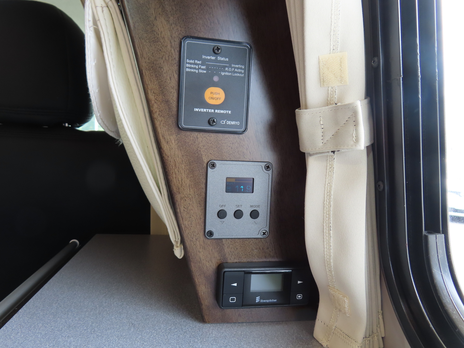 キャンピングカーバンコン