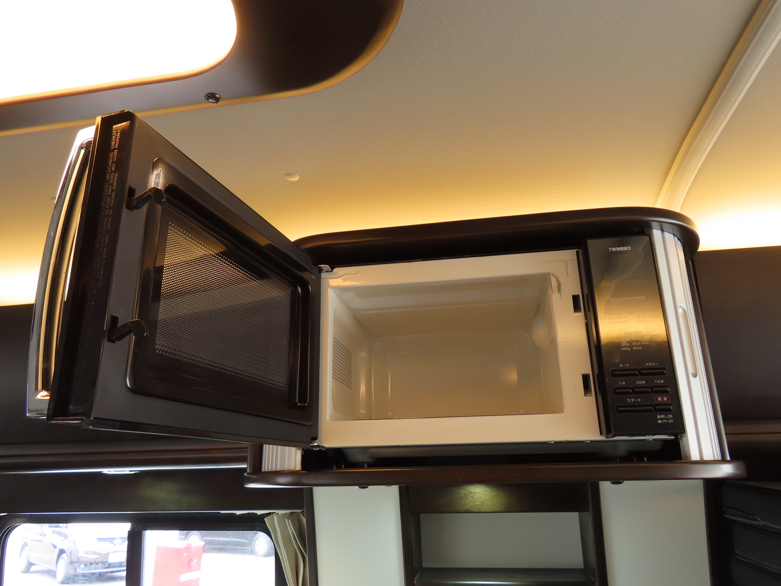 キャンピングカーバンコン