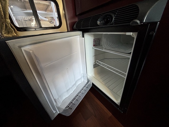 キャンピングカーキャブコン