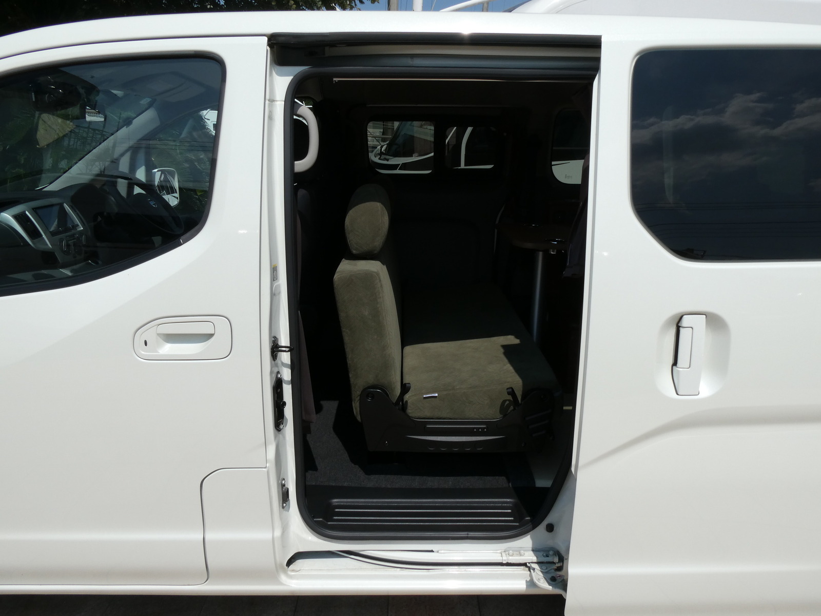 キャンピングカーバンコン