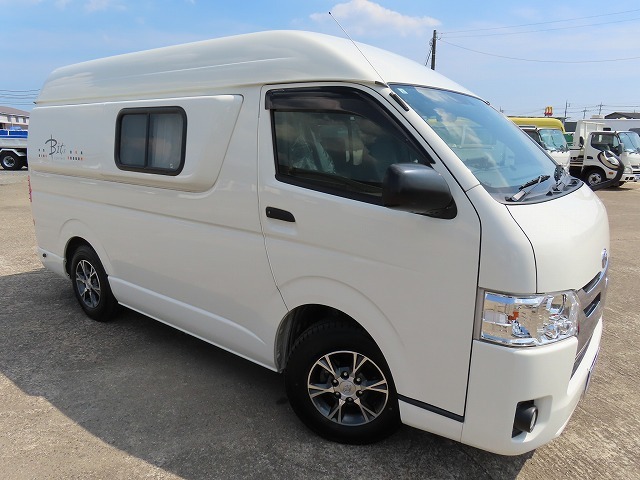 キャンピングカーバンコン