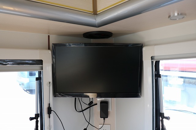 キャンピングカー軽キャンパー