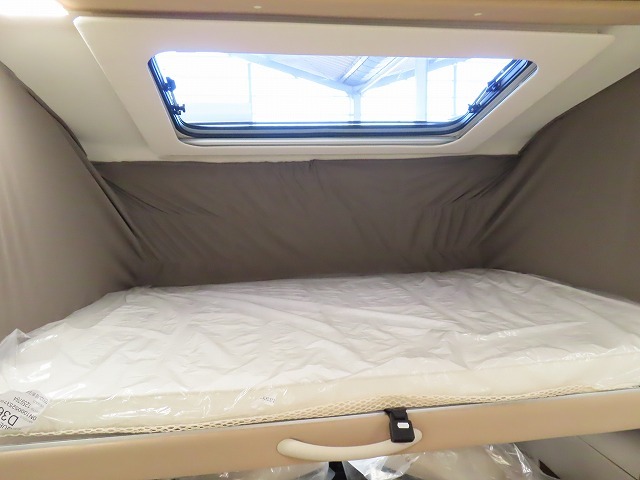 キャンピングカーバスコン