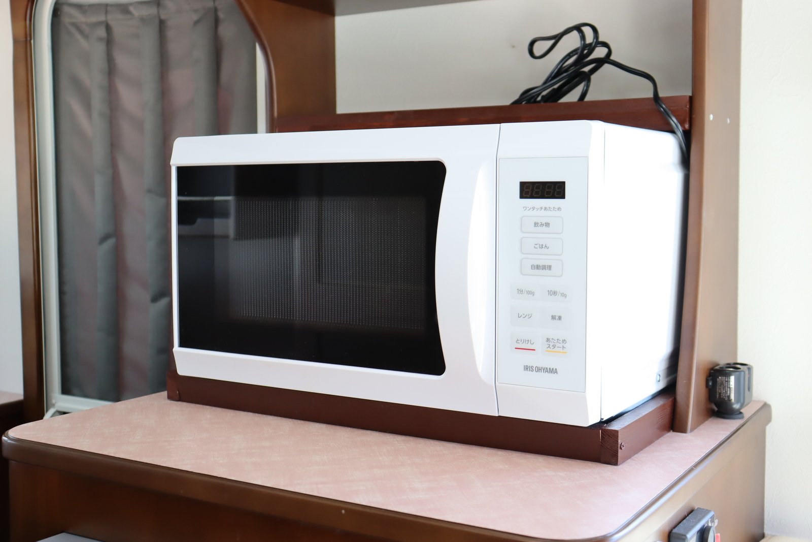 キャンピングカートレーラー