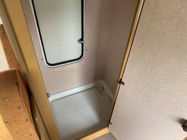 キャンピングカーキャブコン