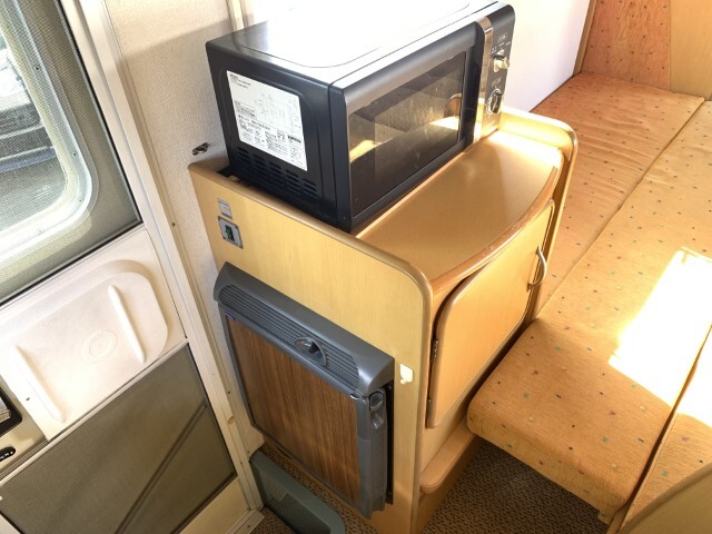 キャンピングカーキャブコン