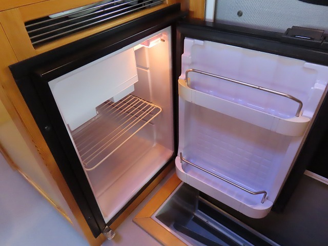 キャンピングカーキャブコン