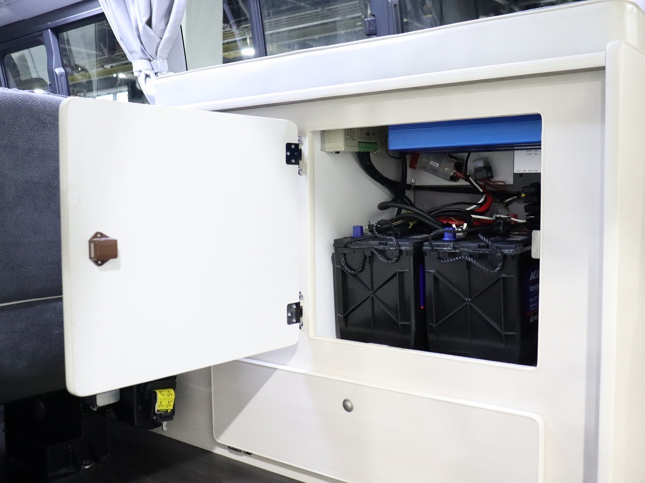 キャンピングカーバンコン