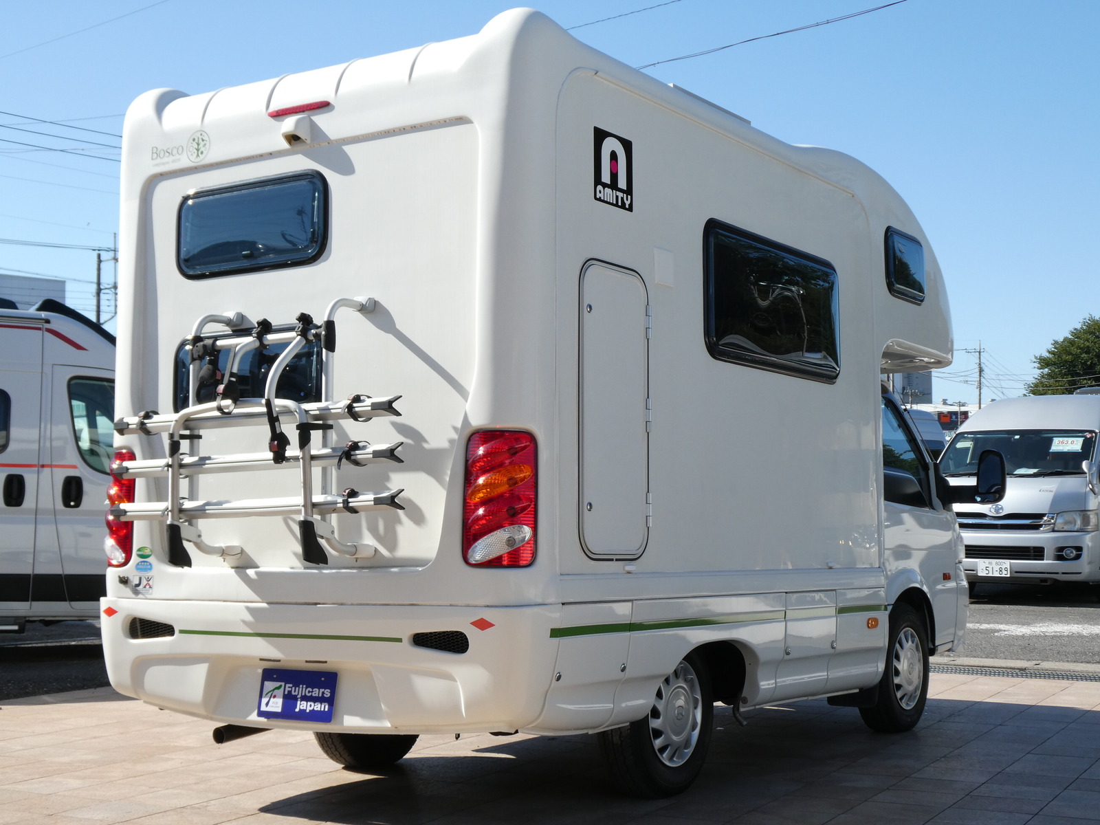 キャンピングカーキャブコン