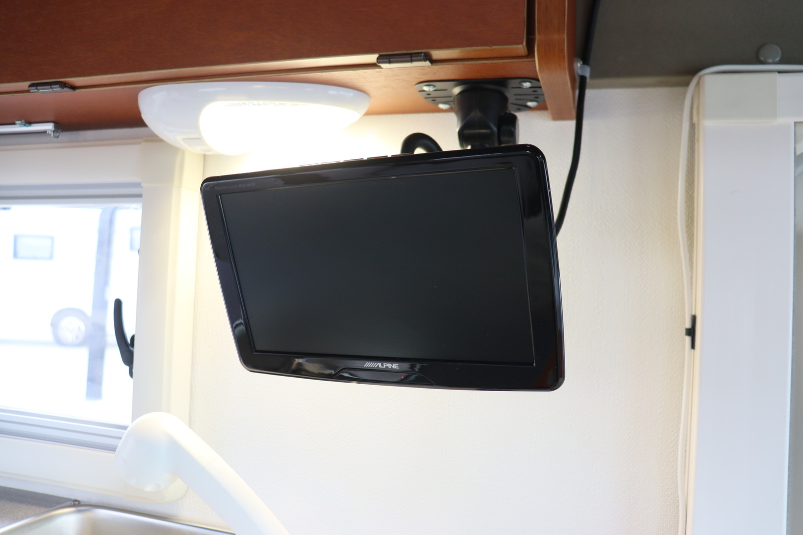 キャンピングカー軽キャンパー