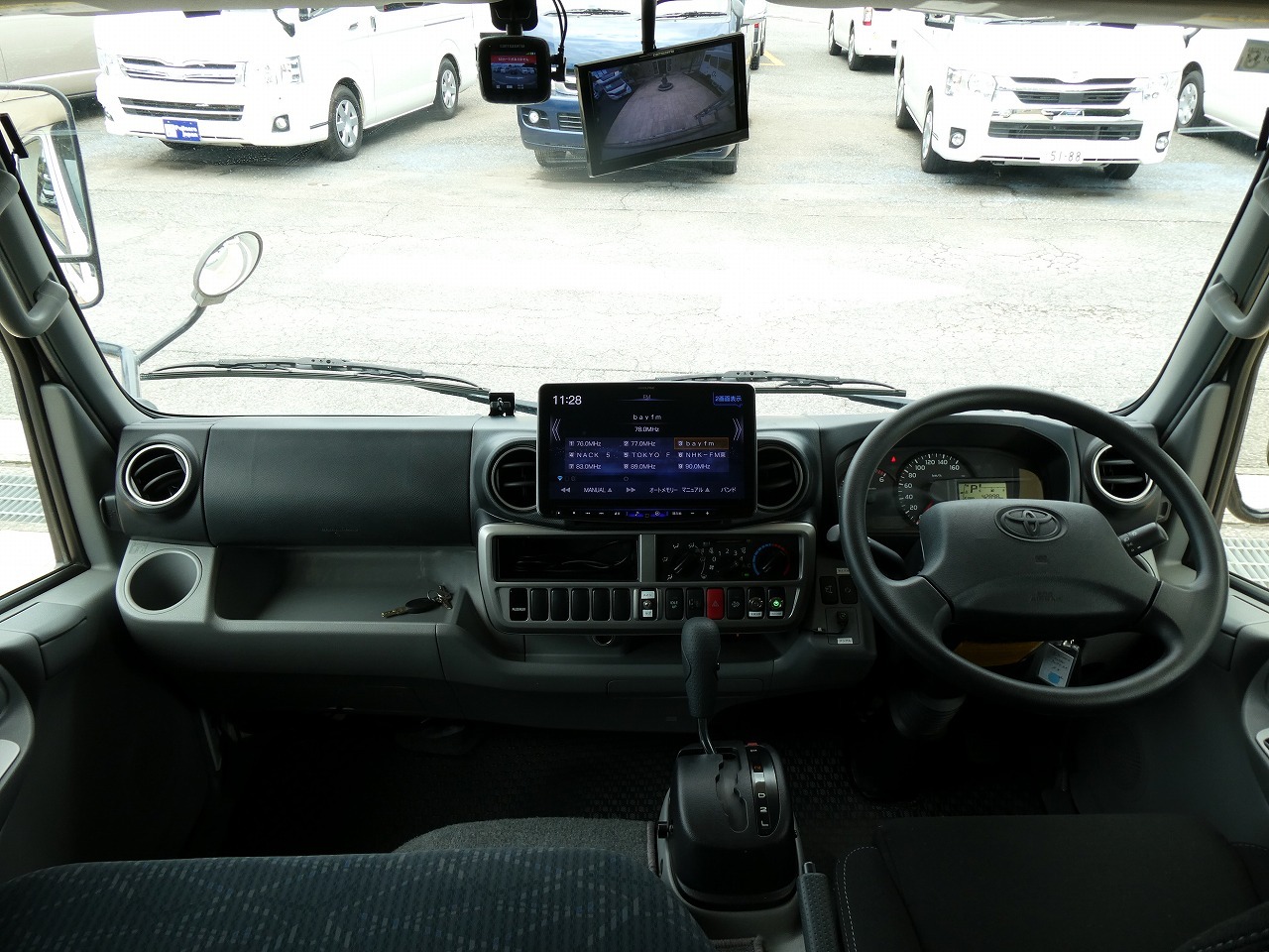 キャンピングカーキャブコン