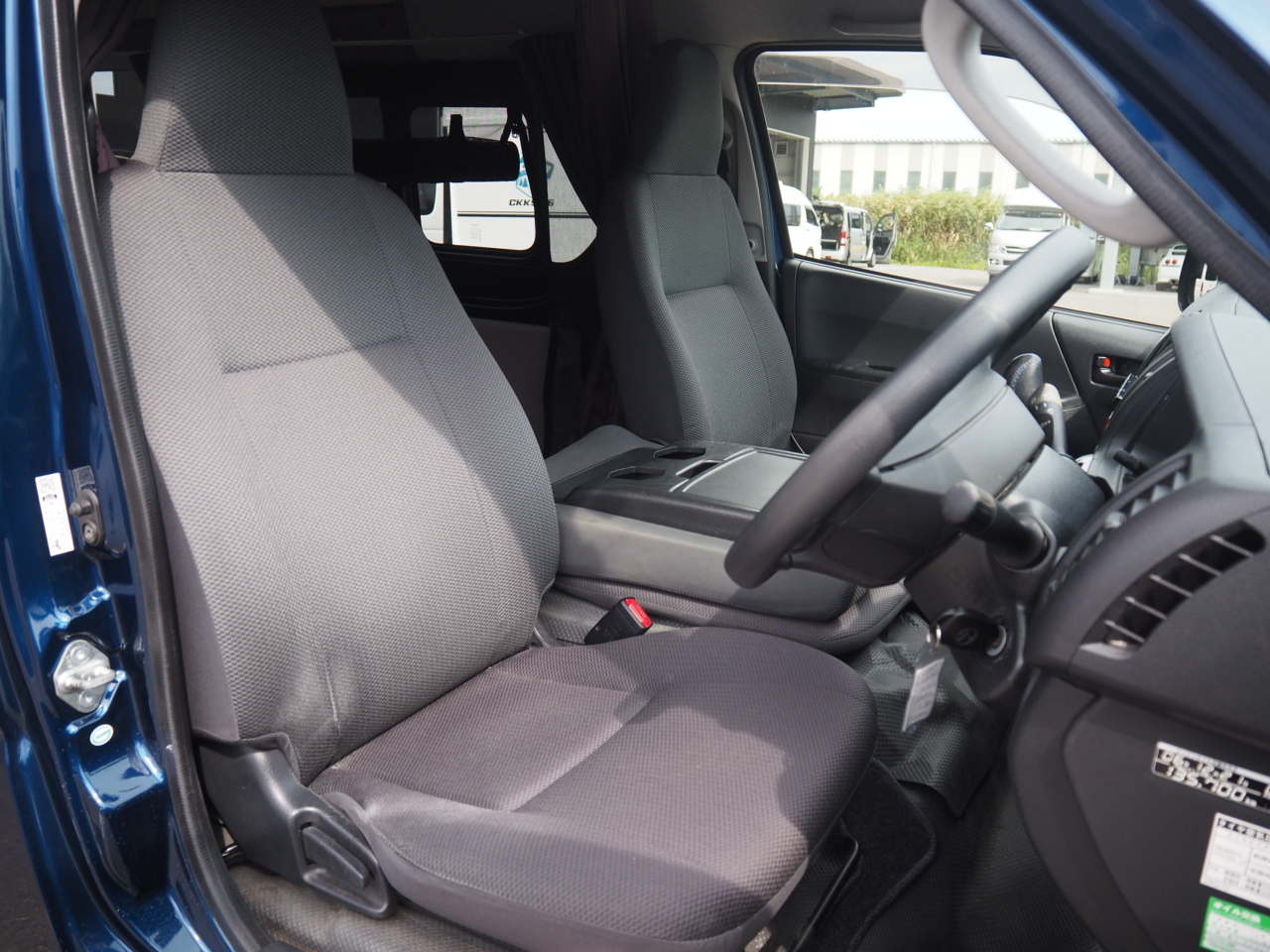 キャンピングカーバンコン