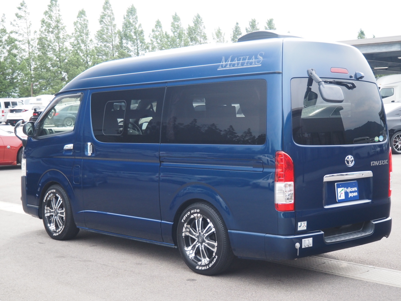 キャンピングカーバンコン