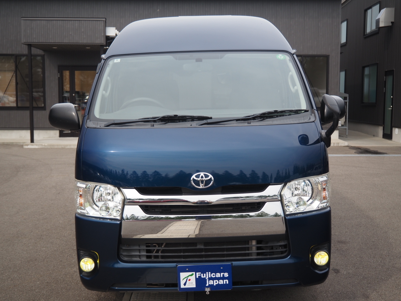 キャンピングカーバンコン