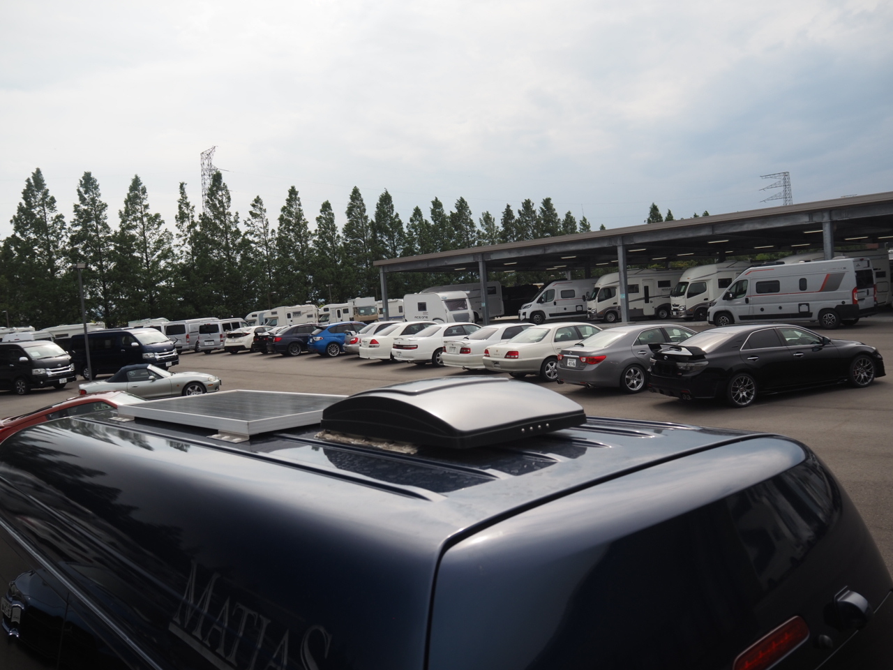 キャンピングカーバンコン