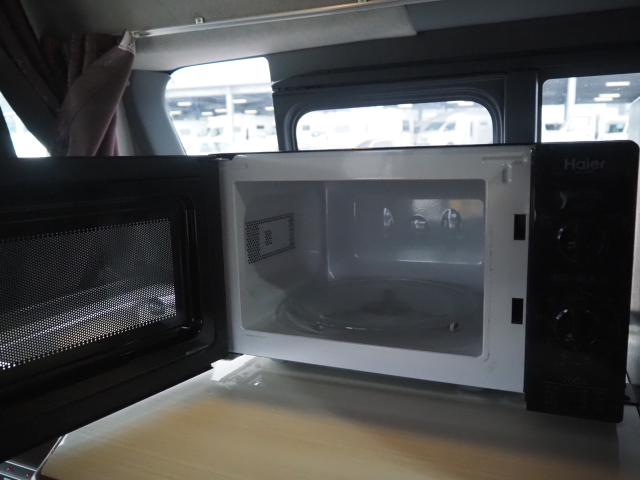 キャンピングカーバンコン