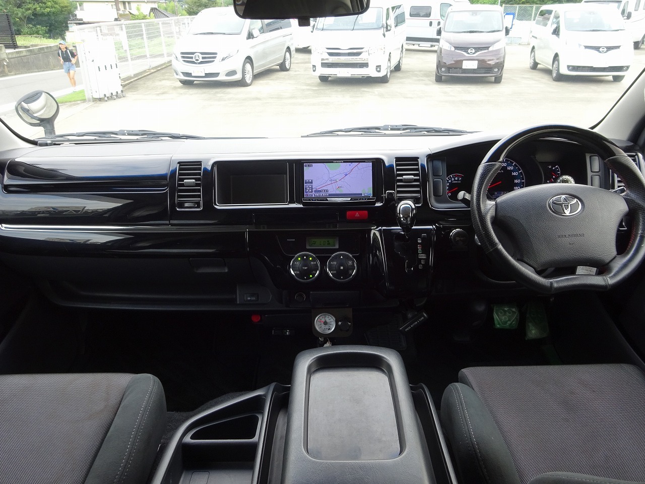 キャンピングカーバンコン