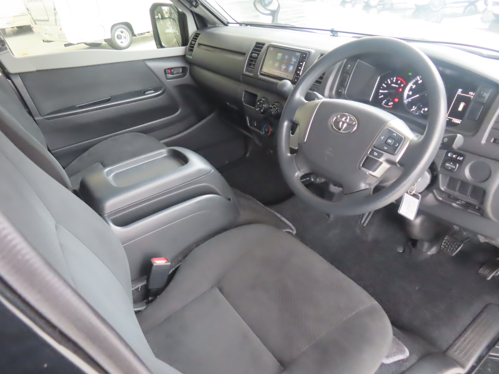 キャンピングカーバンコン