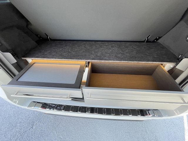 キャンピングカーバンコン