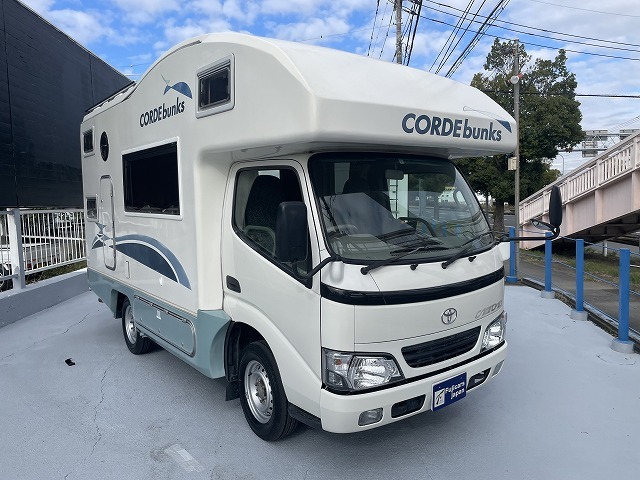 キャンピングカーキャブコン