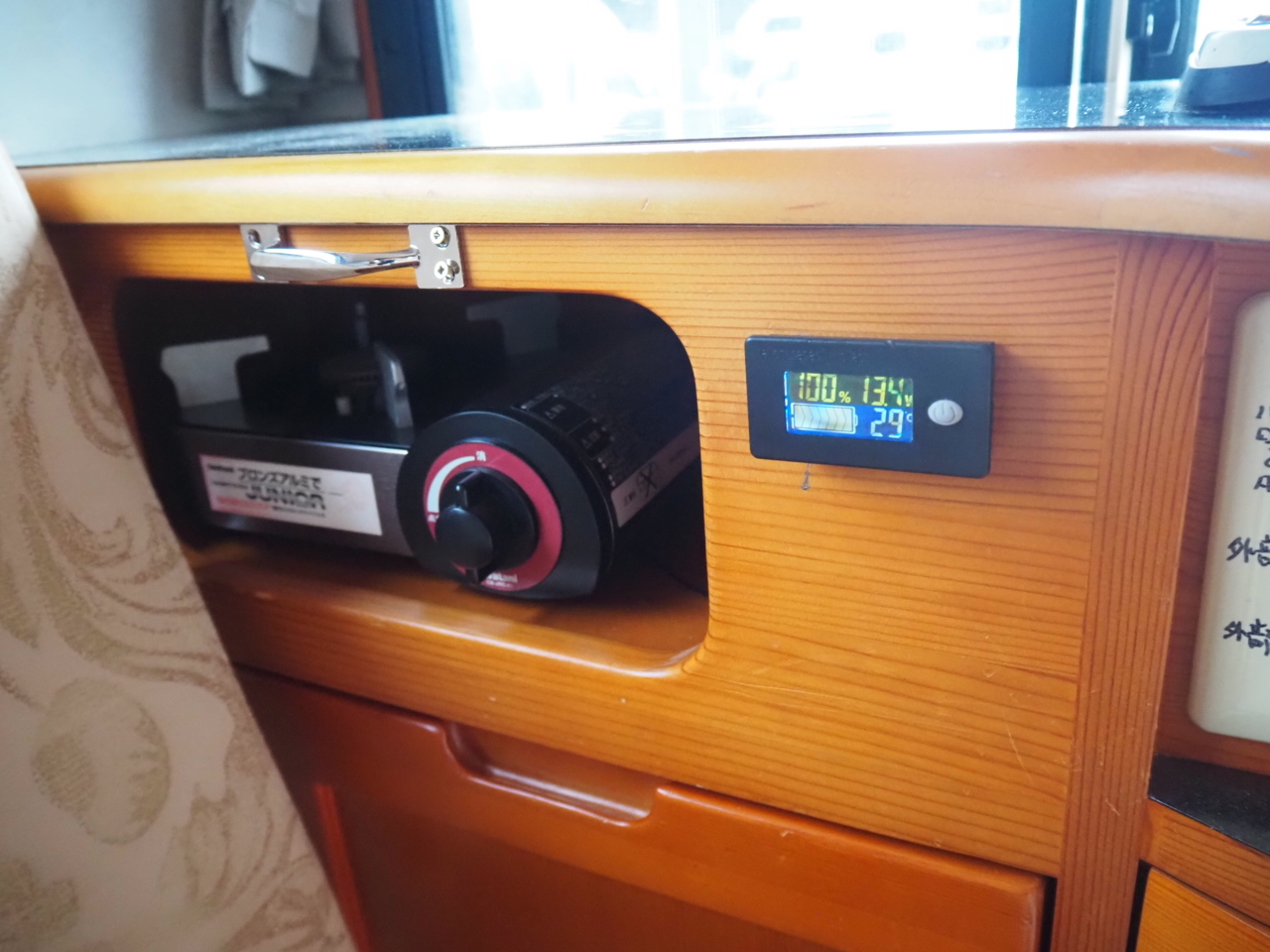 キャンピングカー軽キャンパー