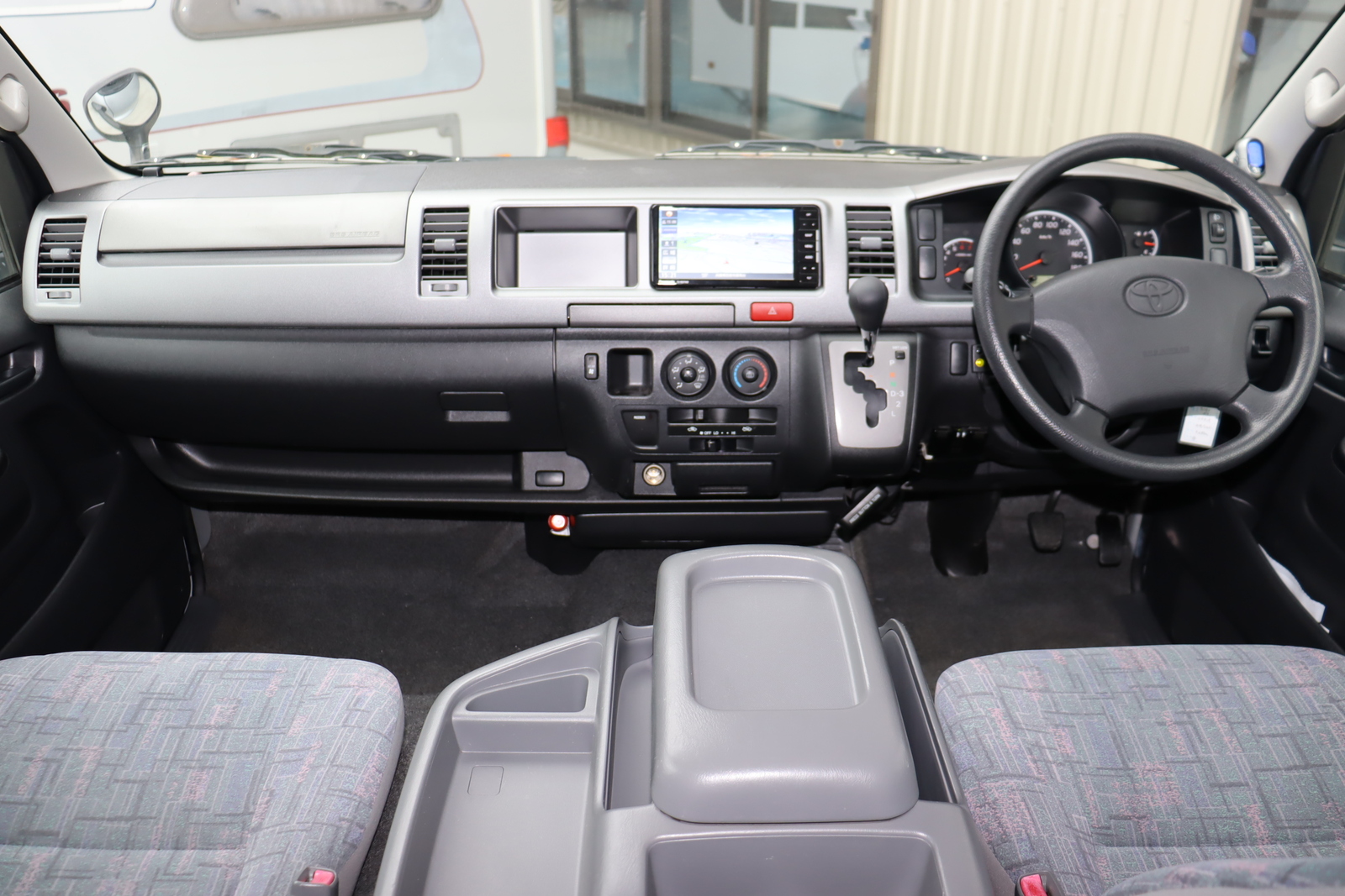 キャンピングカーバンコン