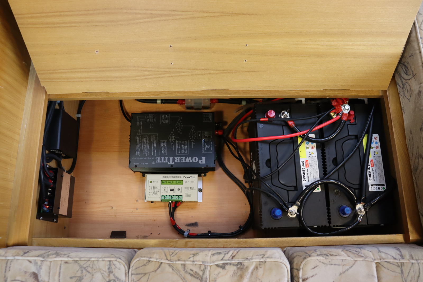 キャンピングカーバンコン