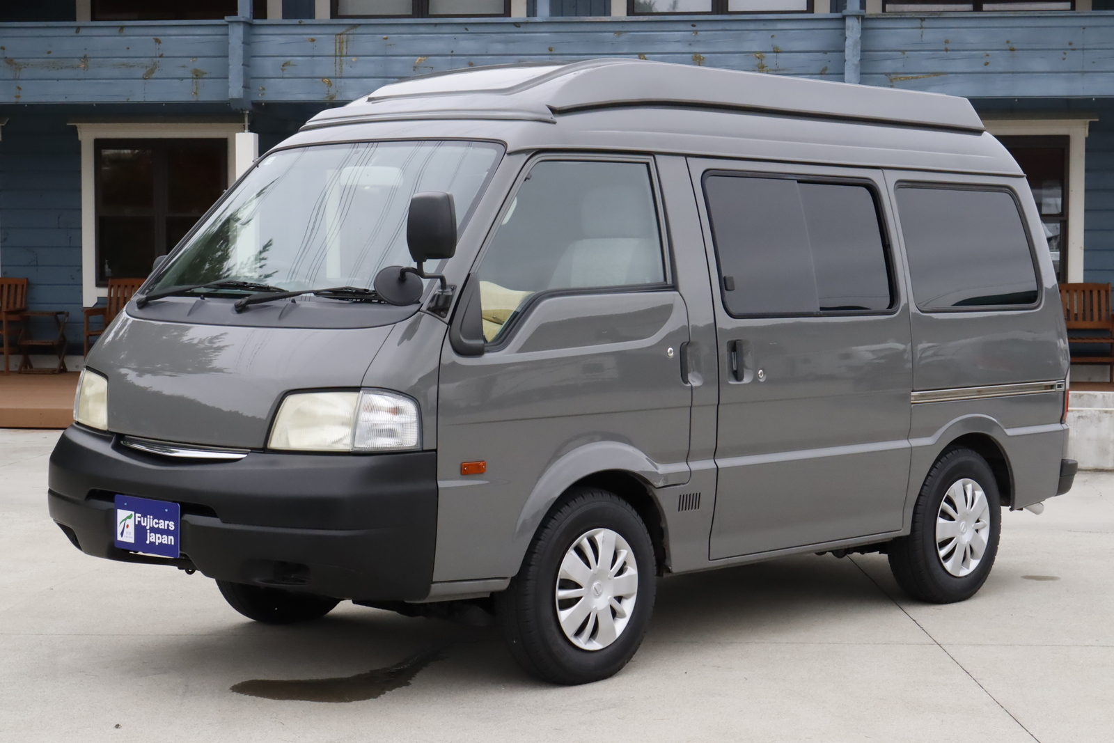 キャンピングカーバンコン