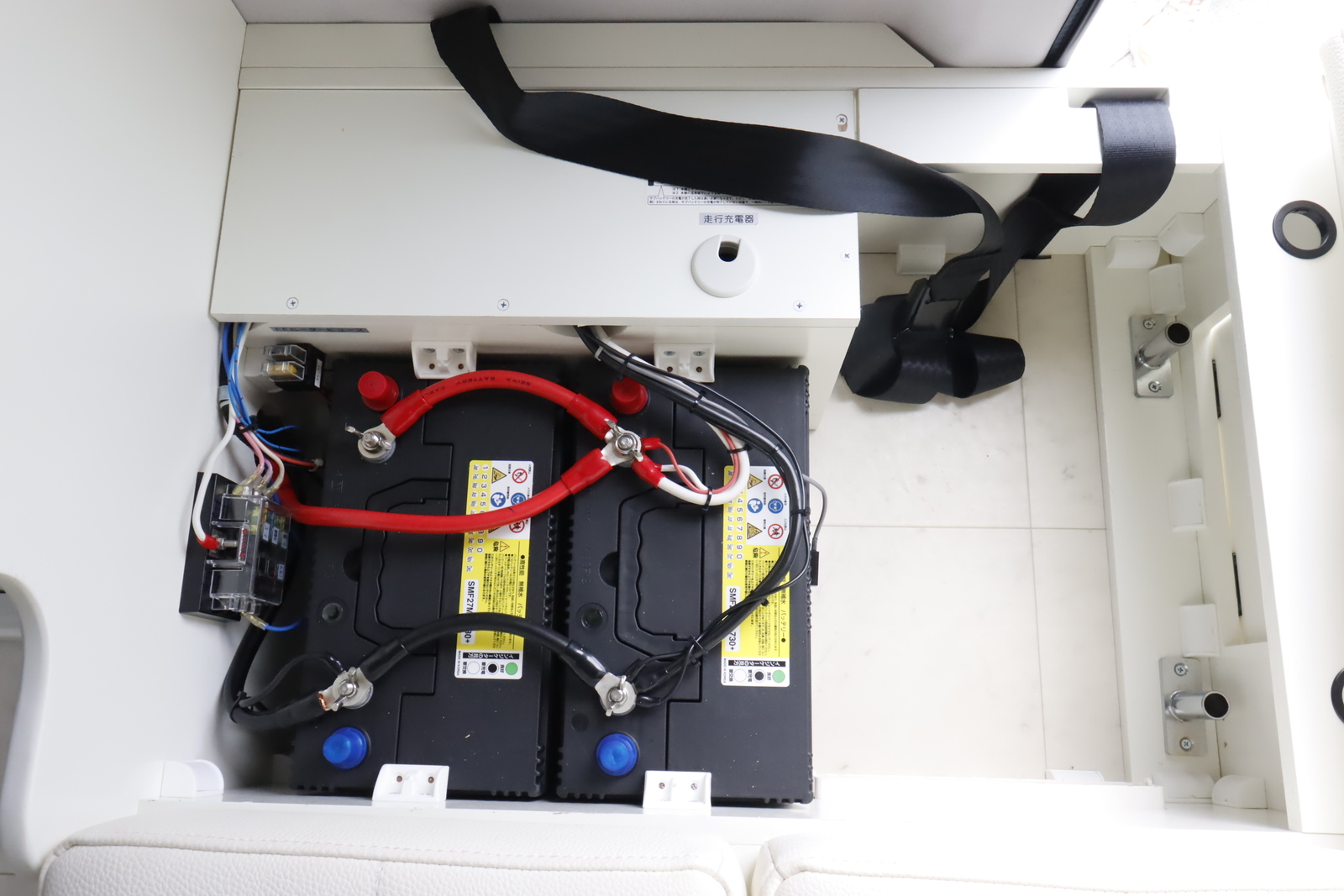 キャンピングカーバンコン