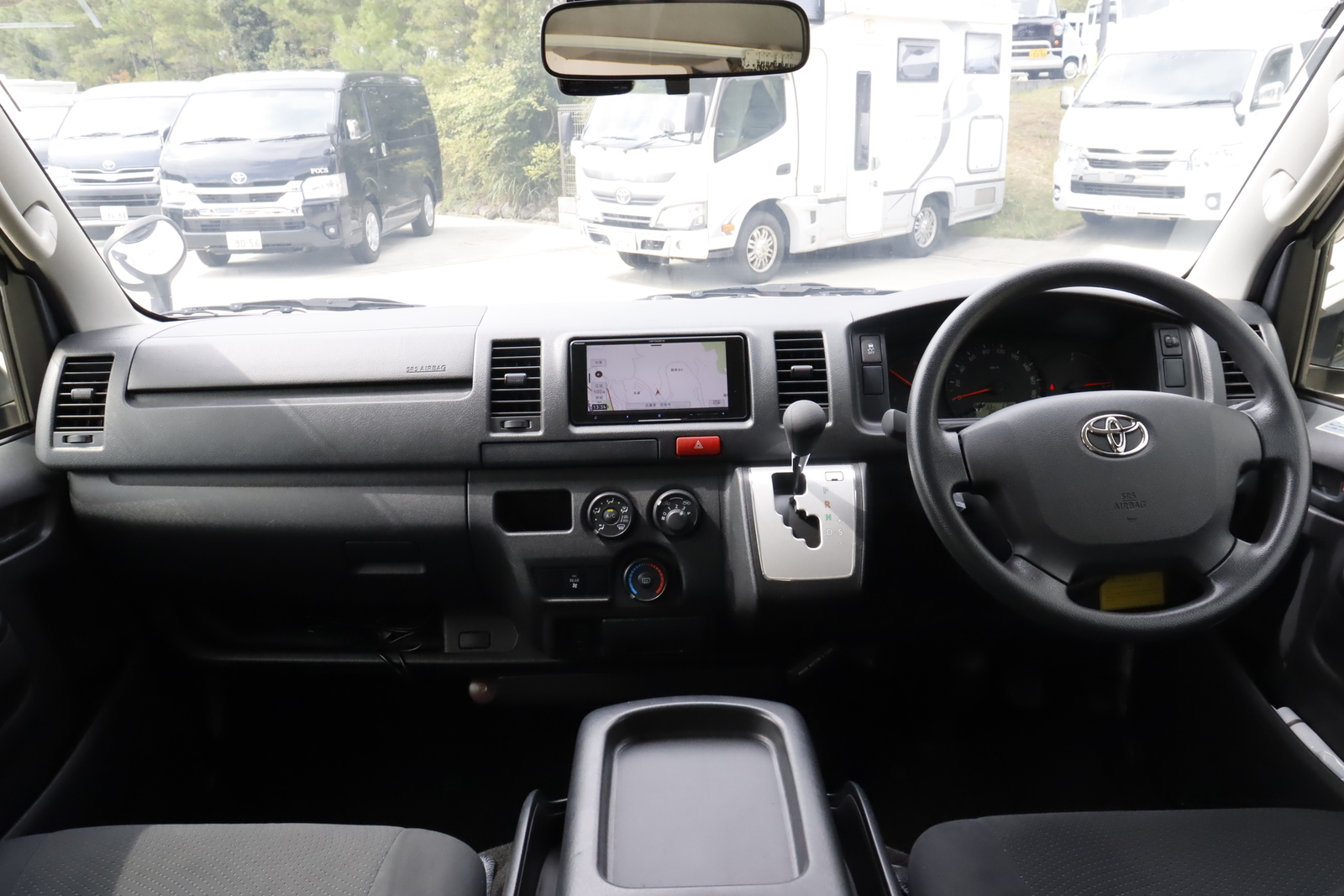 キャンピングカーバンコン