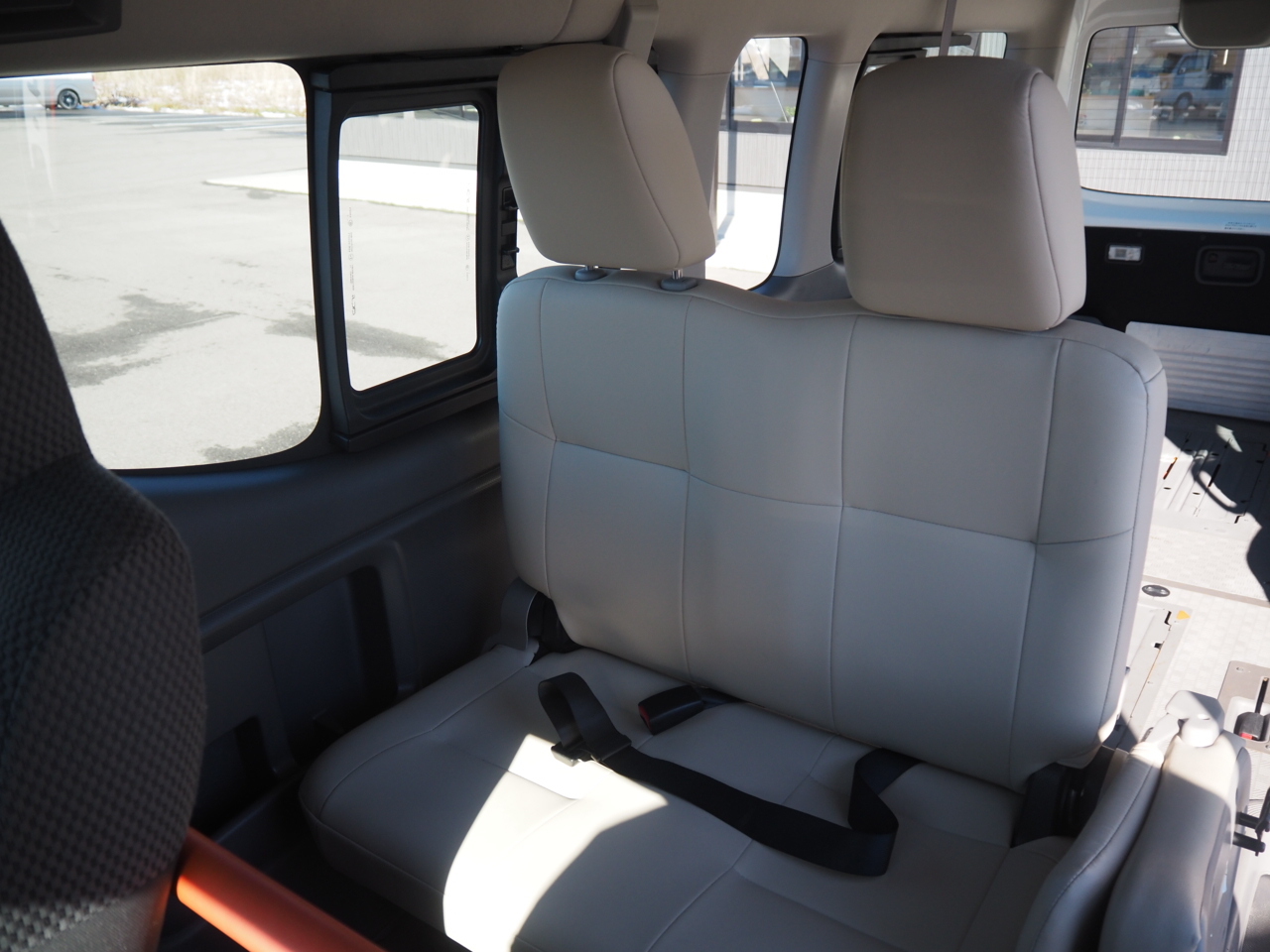 日産NV350キャラバン