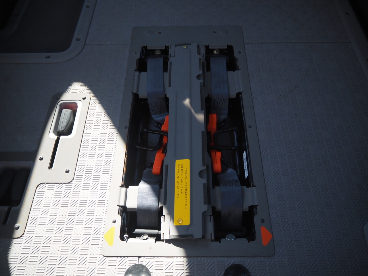 日産NV350キャラバン