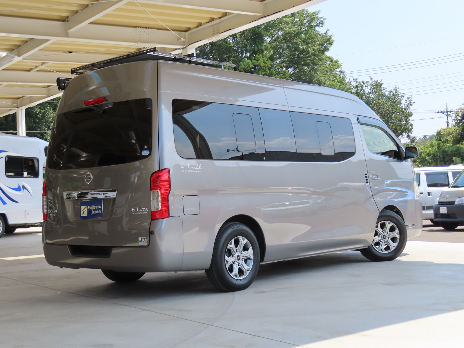 キャンピングカーバンコン