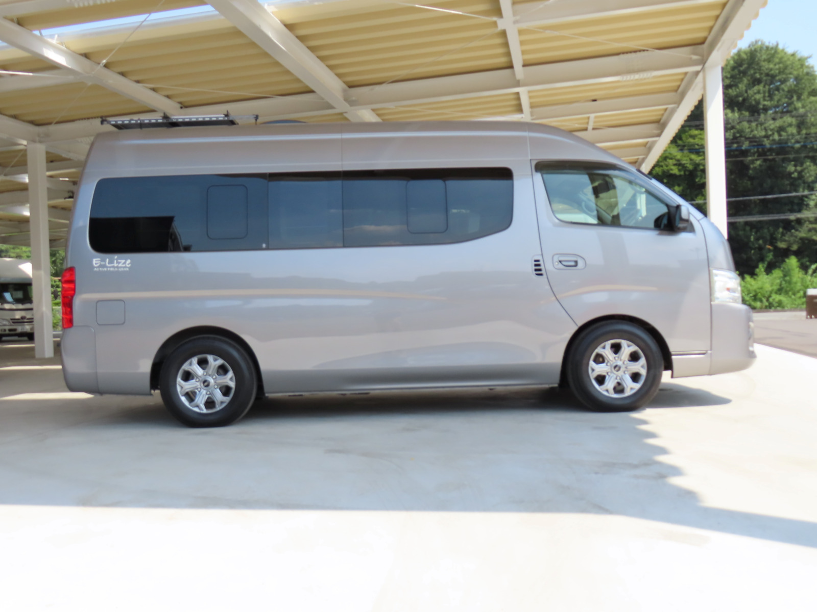 キャンピングカーバンコン