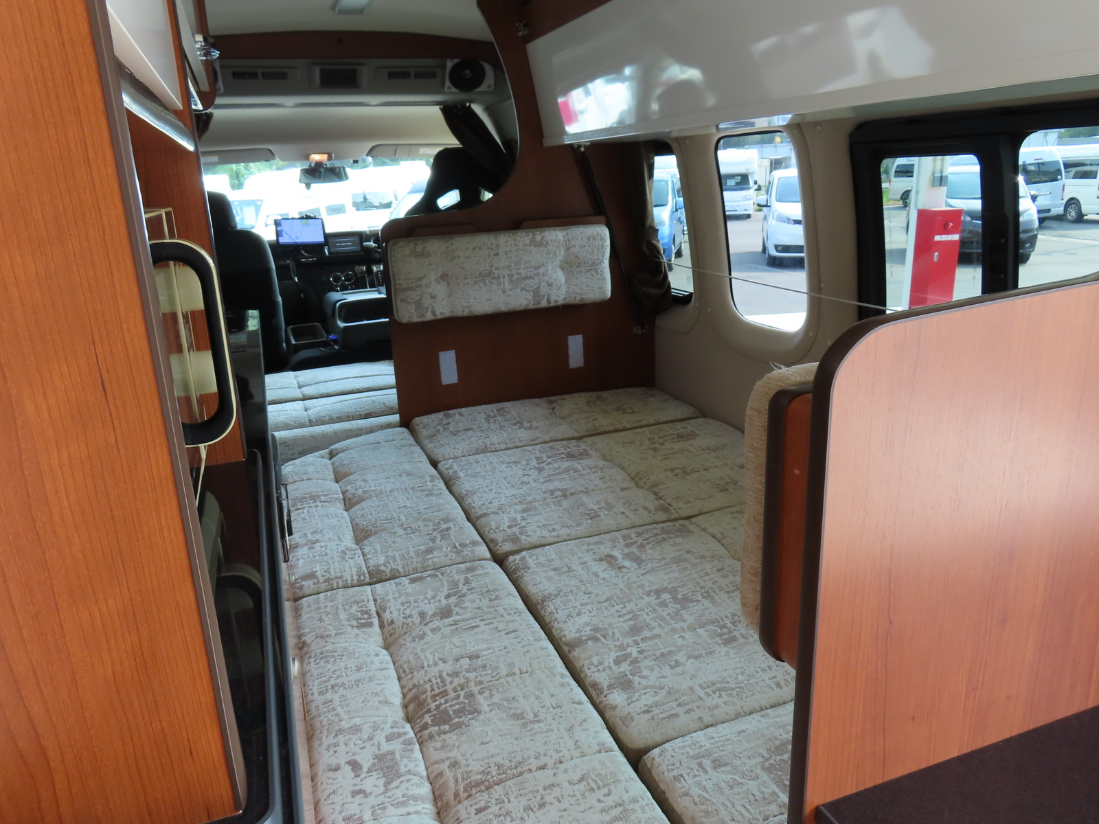 キャンピングカーバンコン