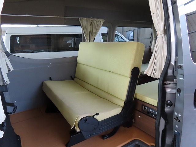 キャンピングカーバンコン