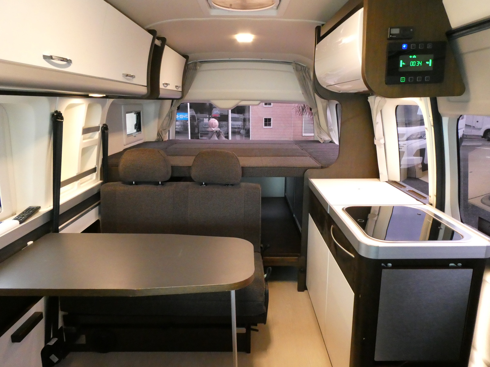 キャンピングカーバンコン