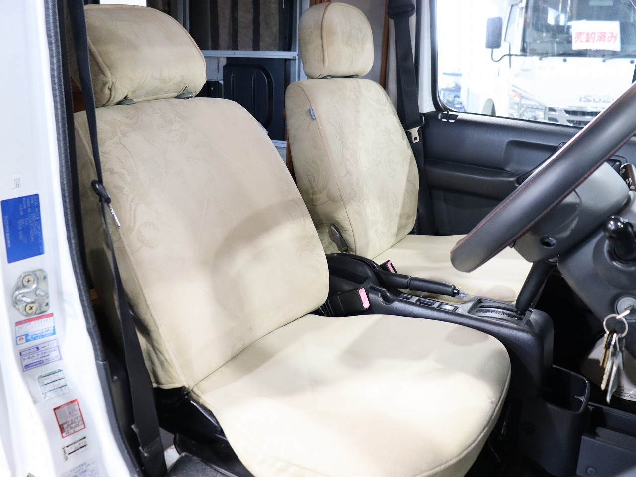 キャンピングカー軽キャンパー