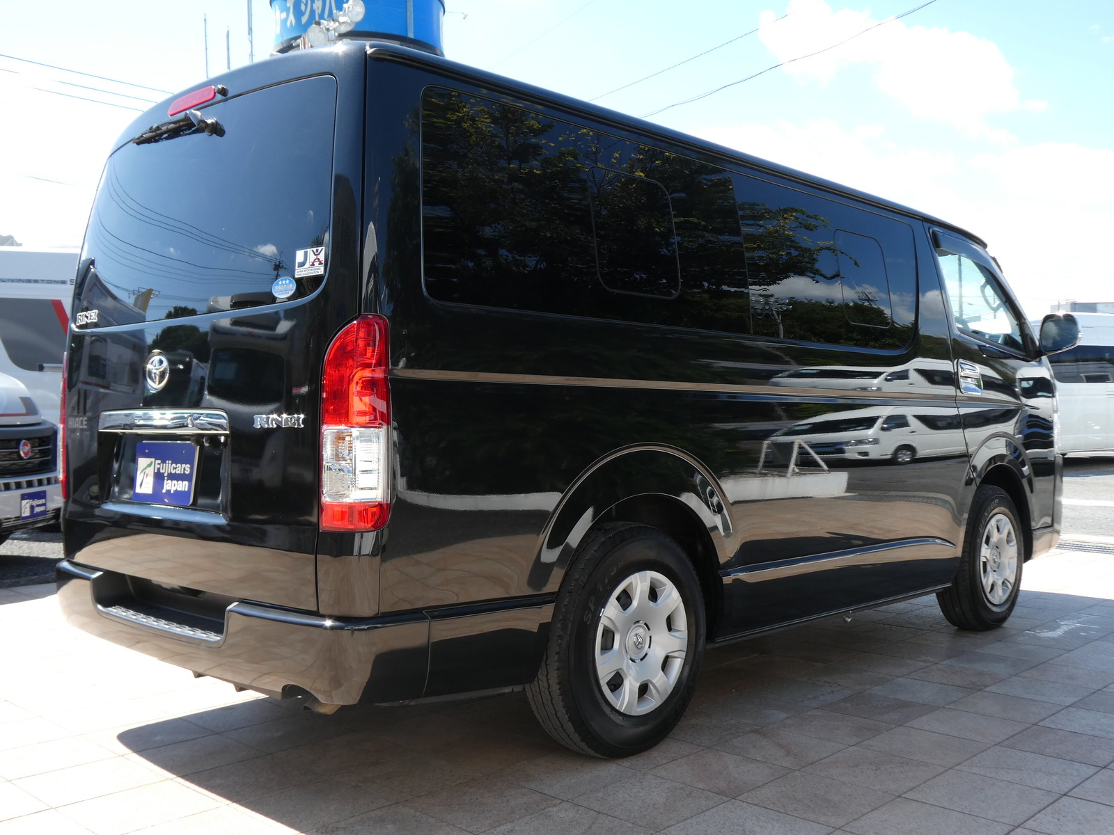 キャンピングカーバンコン