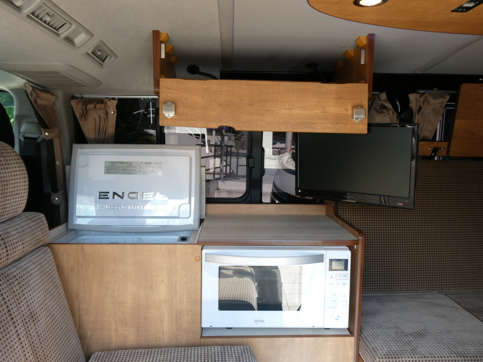 キャンピングカーバンコン