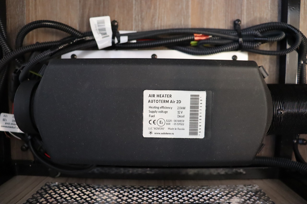 キャンピングカーキャブコン