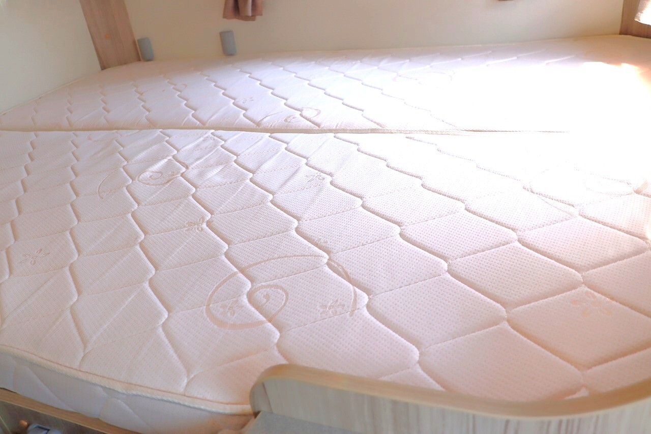 キャンピングカーキャブコン