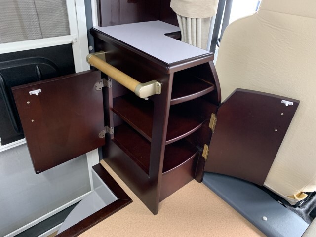 キャンピングカーキャブコン