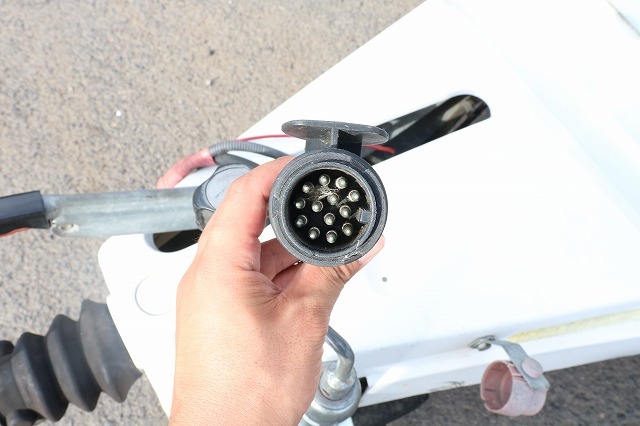 キャンピングカートレーラー