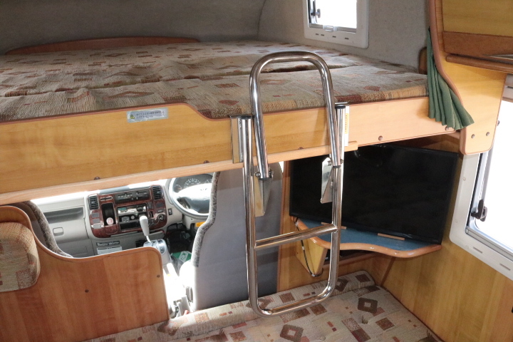 キャンピングカーキャブコン