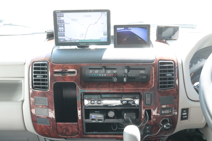 キャンピングカーキャブコン