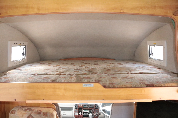 キャンピングカーキャブコン