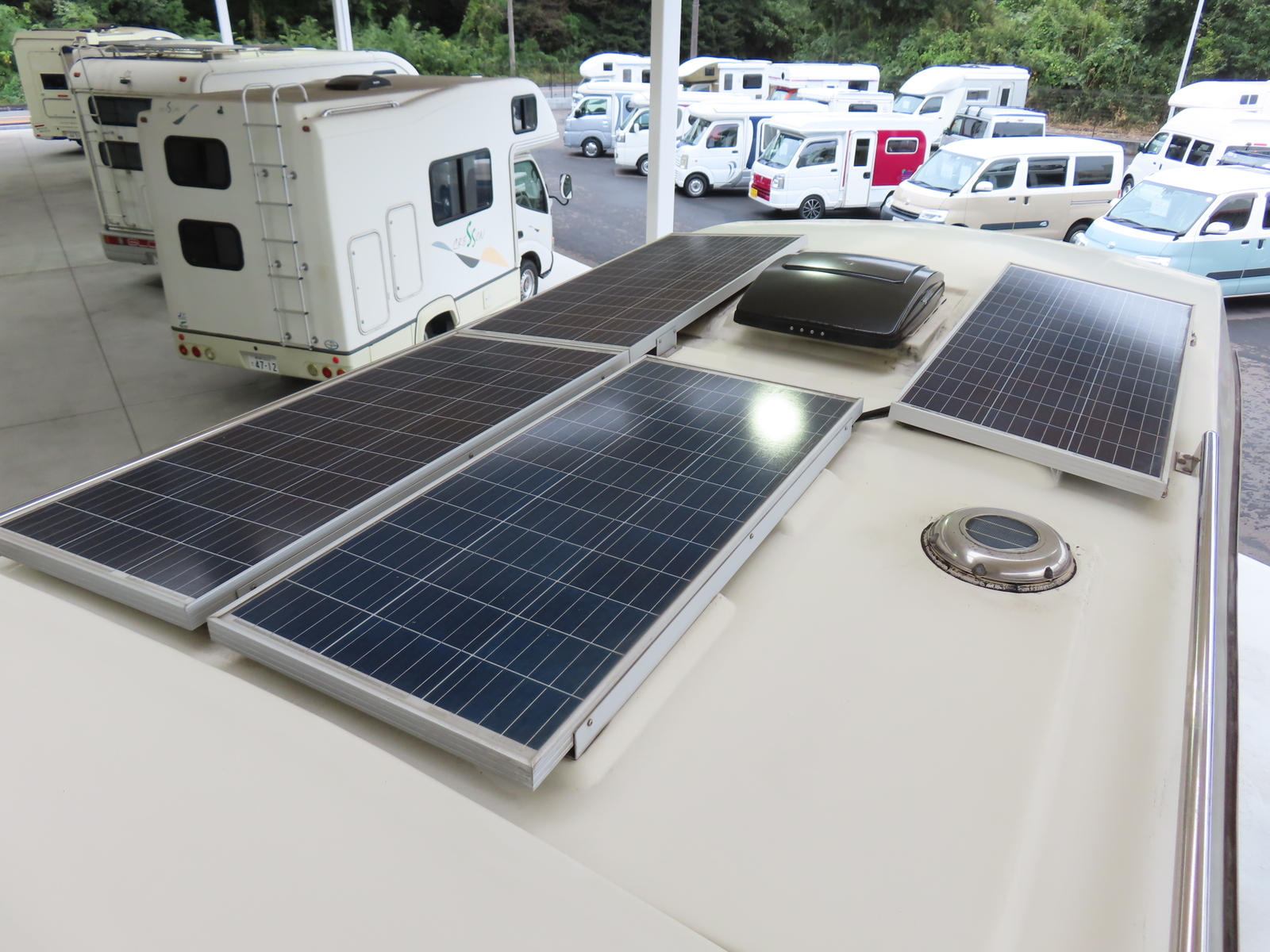 キャンピングカーキャブコン