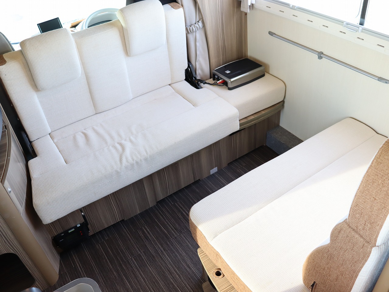 キャンピングカーキャブコン